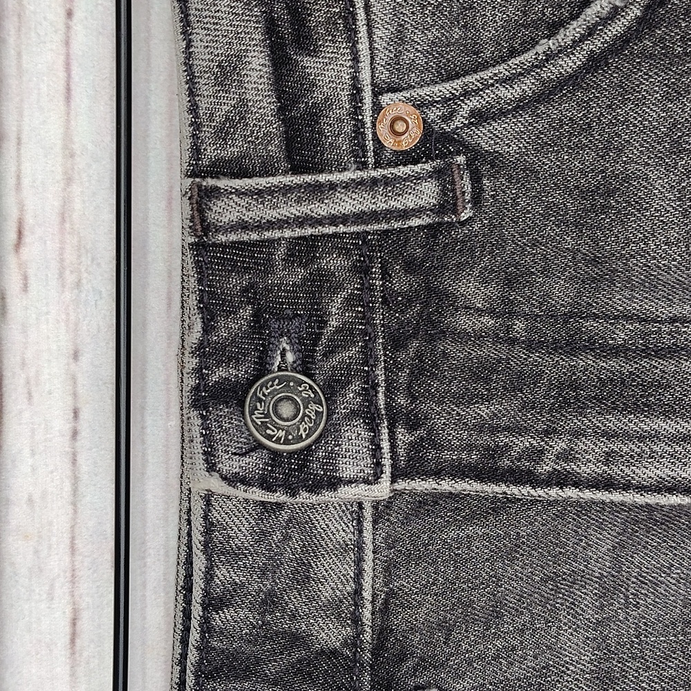 We The Free Free People "Size 26" Women's Dark Gray Frayed Hem Denim Skirt - Picture 5 of 8